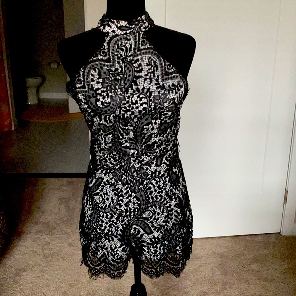 Lace short romper